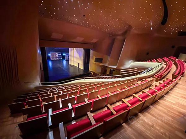 以专业的设计赋予大剧院长久的艺术生命——中孚泰首创四川大剧院双剧场“叠罗汉”设计